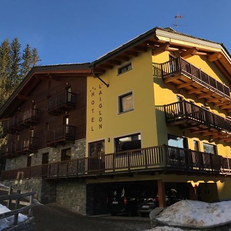 Hotel L' Aiglon Чамполук Екстериор снимка